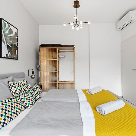 Terrace - 75 M² - Near Wiener Stadthalle المظهر الخارجي الصورة